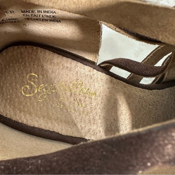 Seychelles 🎂  Strappy Chocolate brown with metallic booties Sz 8 - Picture 3 of 9